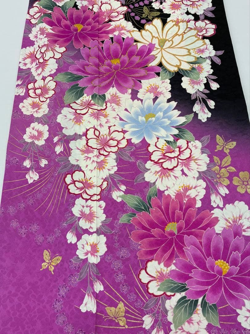 振袖 刺繍 金彩 紋意匠 身丈157cm 撥水加工済 HKT021 - メルカリ