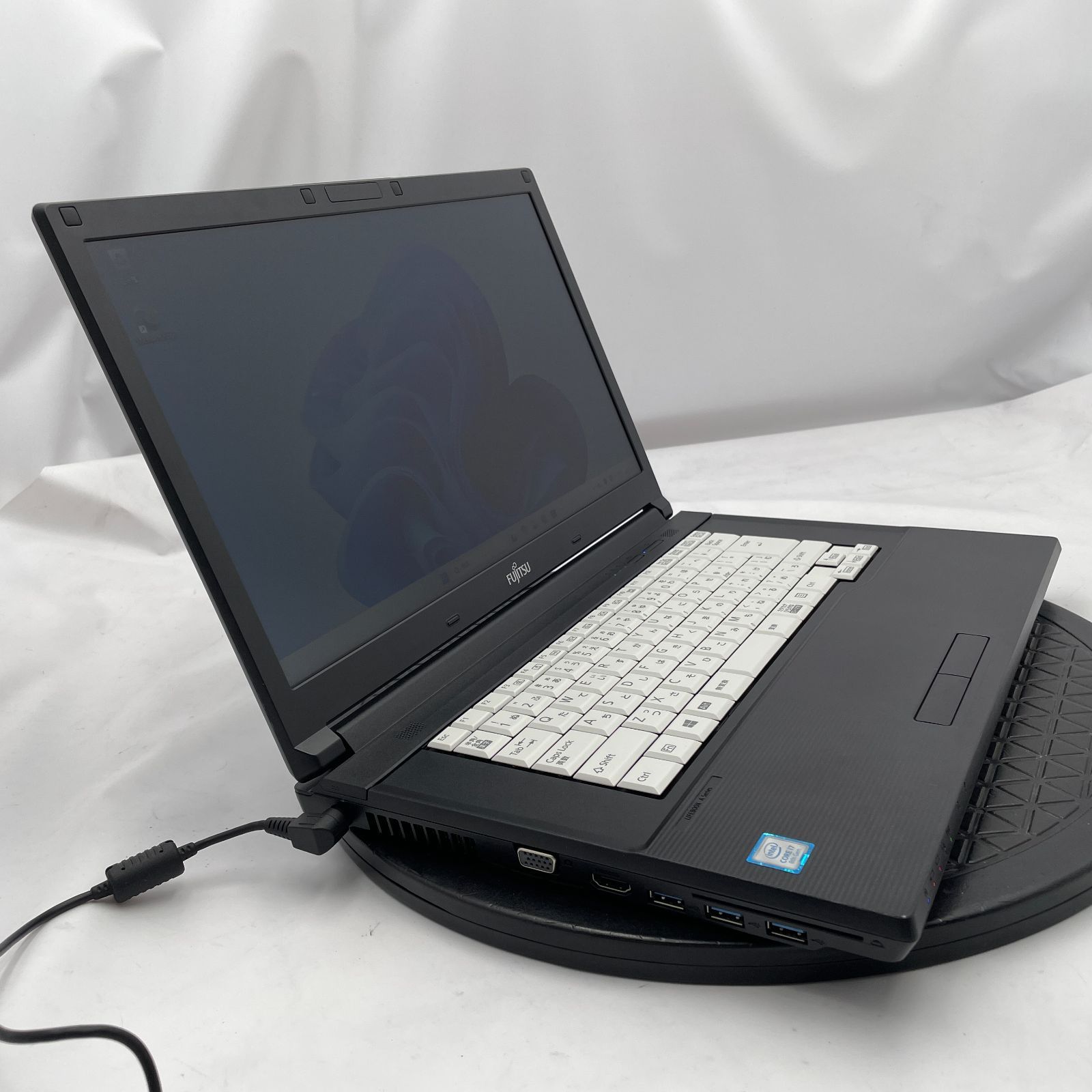 富士通 LIFEBOOK A748/T Core i7 8650U 1.90GHz/16GB/256GB(SSD