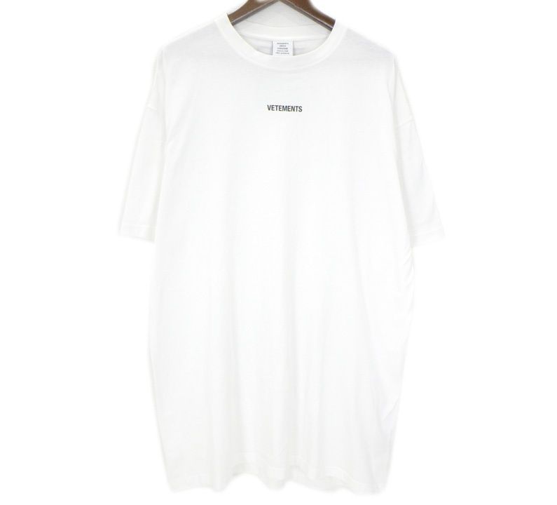 ヴェトモン VETEMENTS 【 UE51TR540W 】 ロゴ バック パッチ 半袖 Tシャツ 50995