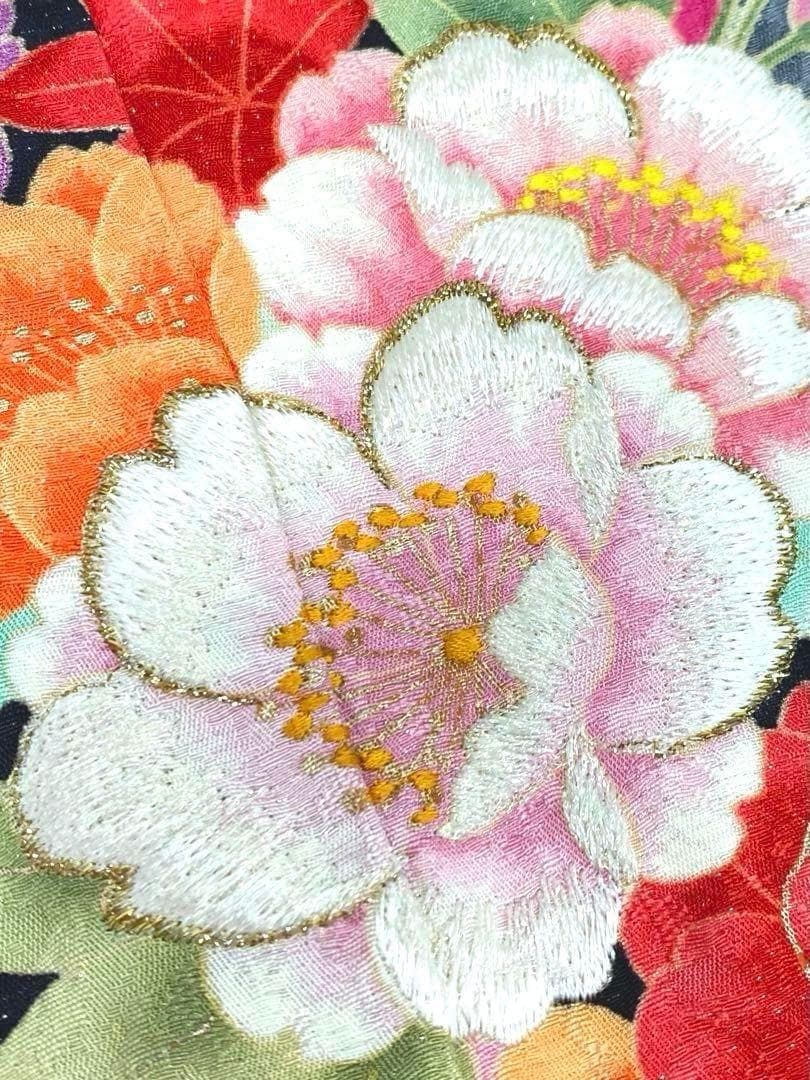 振袖 豪華 銀通し 刺繍 金彩 紋意匠 身丈162cm 撥水加工済 MO2748