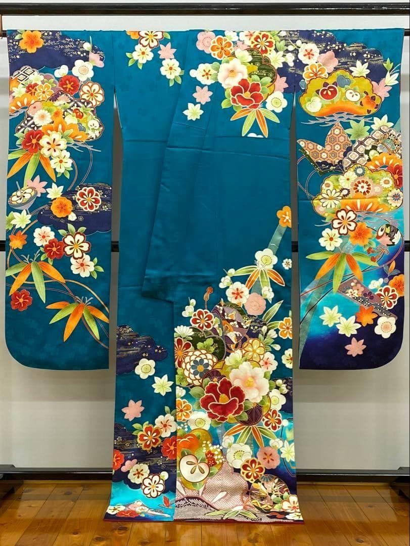 振袖 豪華 刺繍 金彩 紋意匠 身丈172cm パールトーン加工済 MO2768