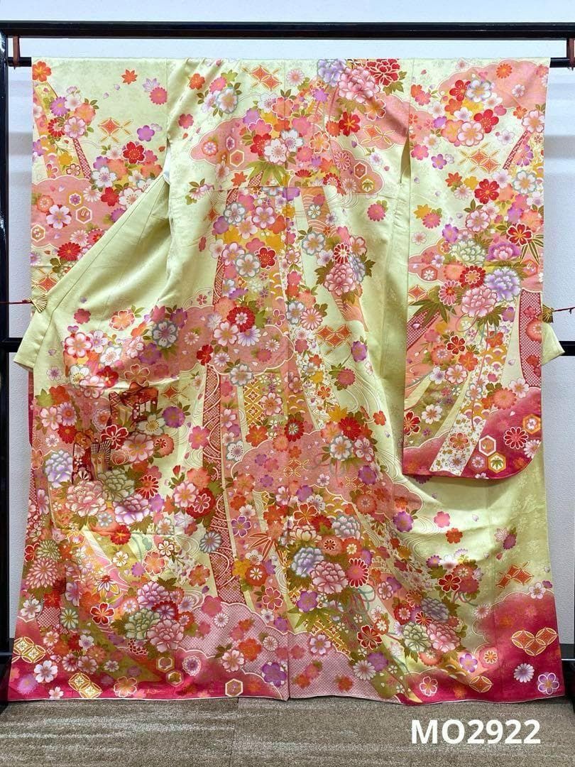 振袖 豪華 金駒 金彩 紋意匠 身丈172cm 撥水加工済 MO2692 振袖 豪華 金駒 金彩 紋意匠 身丈172cm 撥水加工済 MO2692