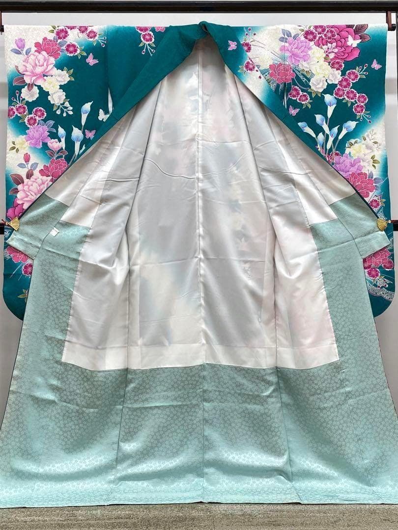 振袖 豪華 銀通し 刺繍 銀彩 紋意匠 身丈171cm 撥水加工済 MO2780 振袖 豪華 銀通し 刺繍 銀彩 紋意匠 身丈171cm 撥水加工済 MO2780