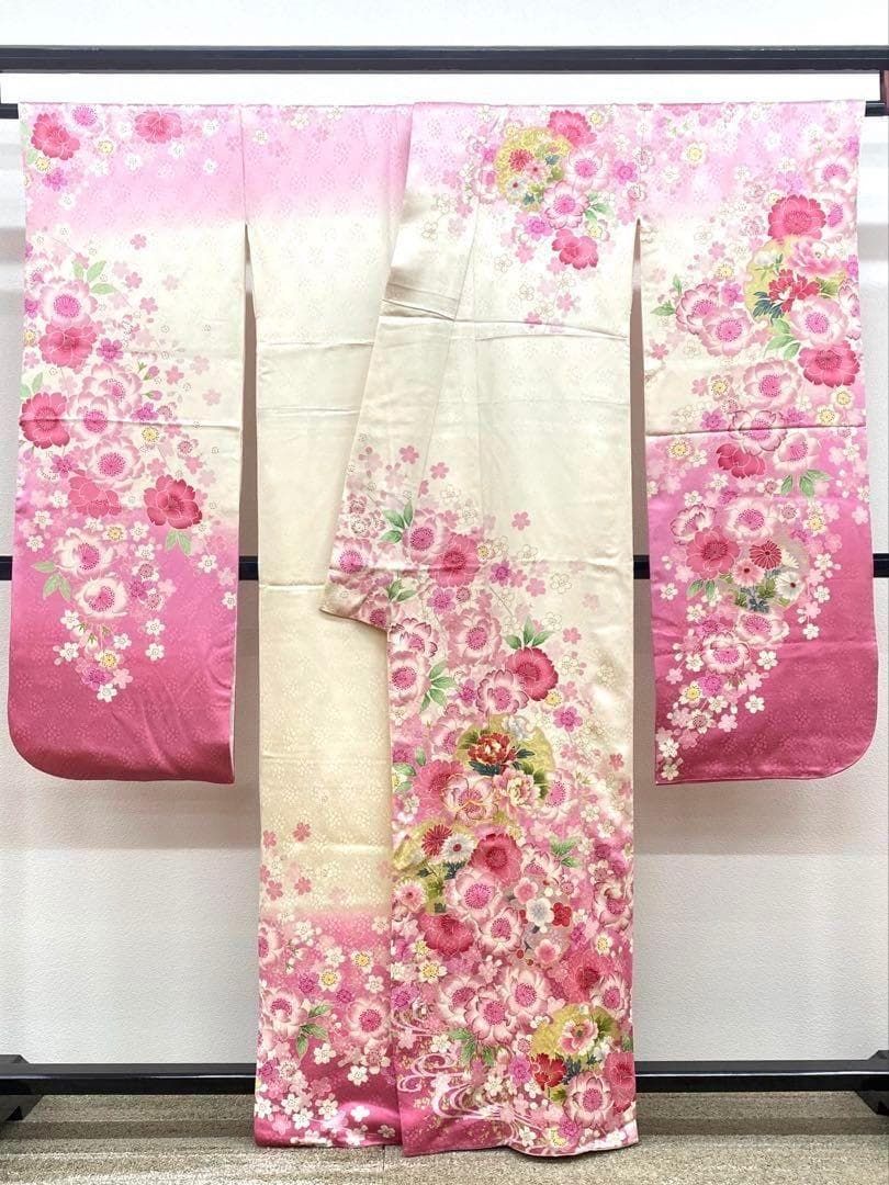 送料無料】振袖 豪華 金駒 金彩 紋意匠 身丈156cm 撥水加工済 MO2883