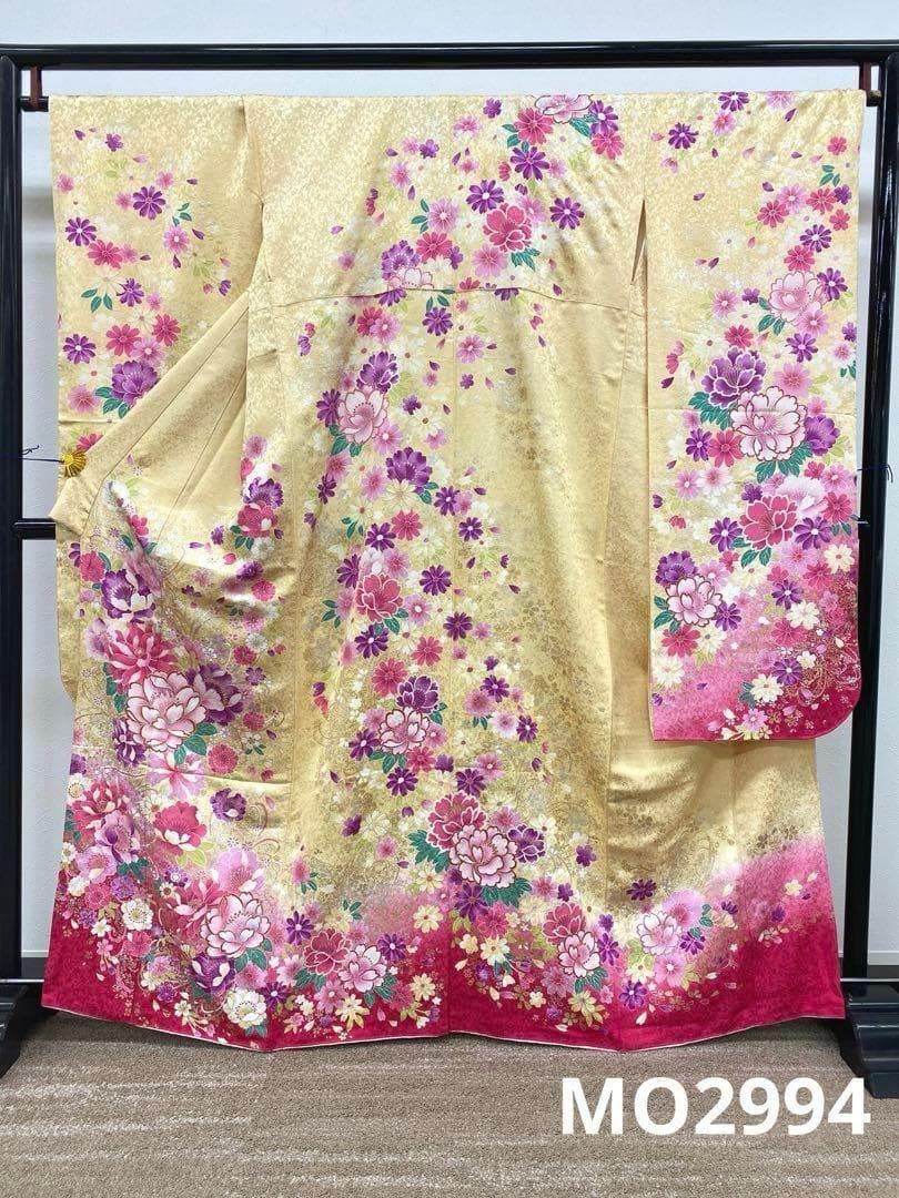 振袖 豪華 金彩 銀彩 銀通し 刺繍 身丈162cm 撥水加工済 MO2994