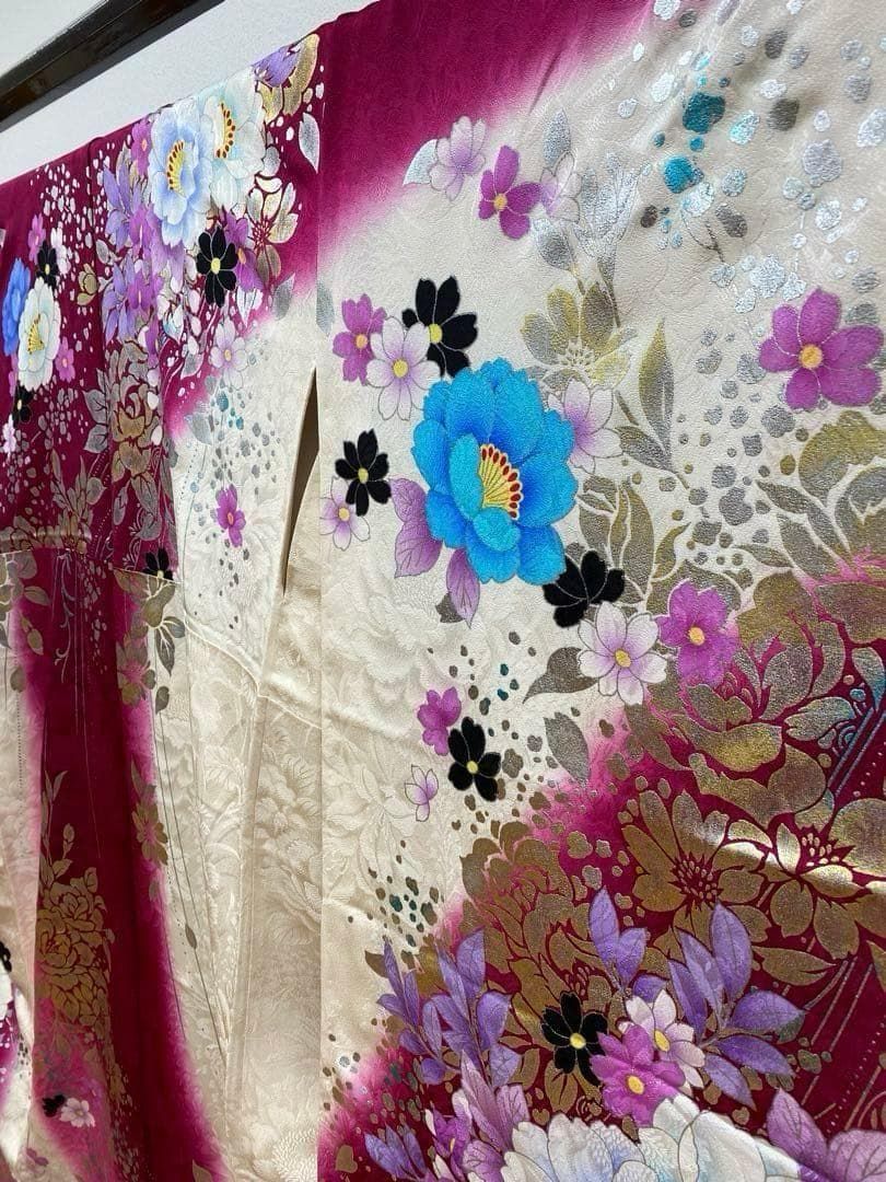 振袖 金彩 銀彩豪華 刺繍 紋意匠 身丈 157cm 撥水加工済 MO2900