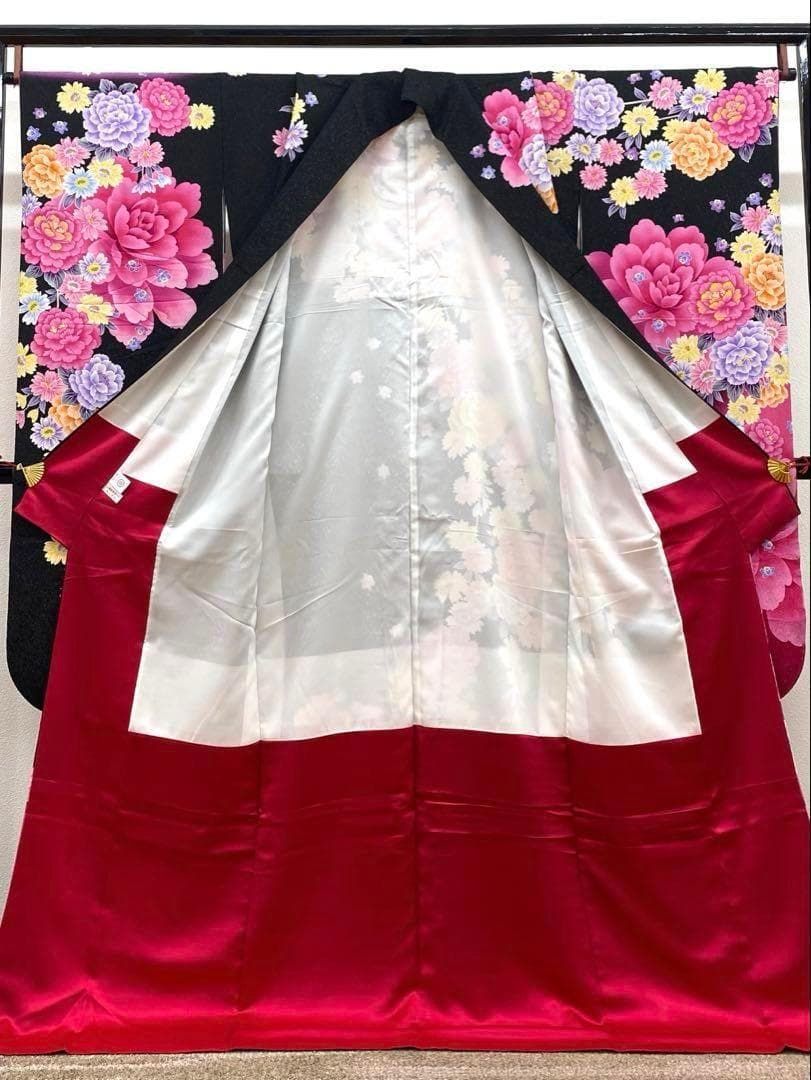 ブランド振袖 銀通し 刺繍 ストーン 身丈169cm 撥水加工済 MO2869