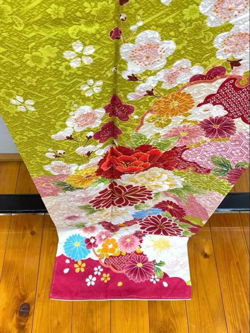 振袖 豪華 刺繍 金駒 紋意匠 身丈174cm 躾糸付き MO2767 振袖 豪華 刺繍 金駒 紋意匠 身丈174cm 躾糸付き MO2767