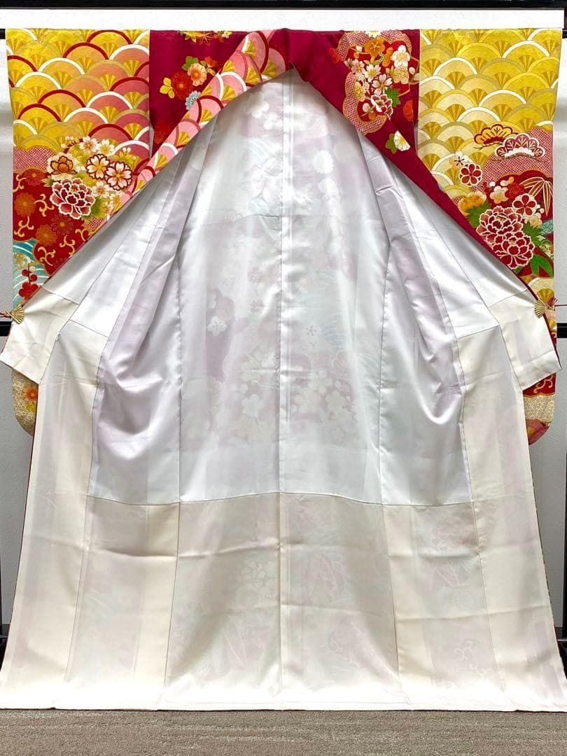 振袖 豪華 刺繍 金駒 紋意匠 身丈170cm MO2737 - メルカリ