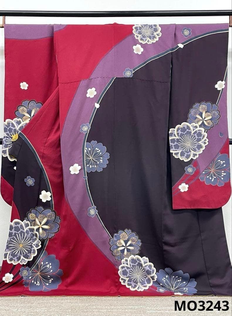 振袖 金駒 金彩 ちりめん 桜 身丈169cm パールトーン加工済 MO3243