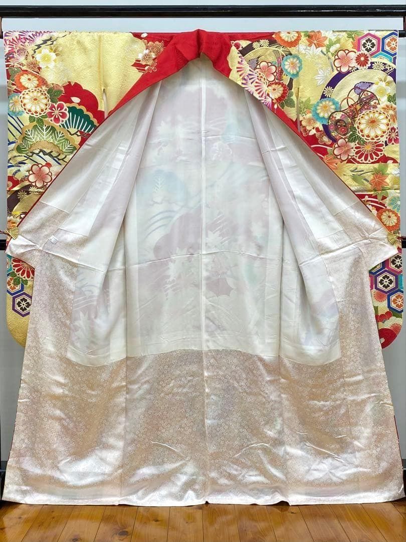 メーカー品振袖 豪華 紫野 金駒 金彩 身丈163cm 撥水加工済 MO2762 メーカー品振袖 豪華 紫野 金駒 金彩 身丈163cm 撥水加工済 MO2762
