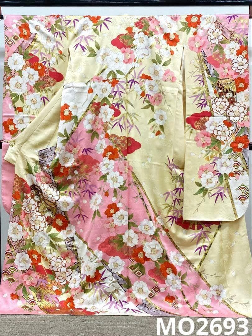 振袖 豪華 刺繍 金彩 紋意匠 身丈172cm 撥水加工済 MO2693 - メルカリ