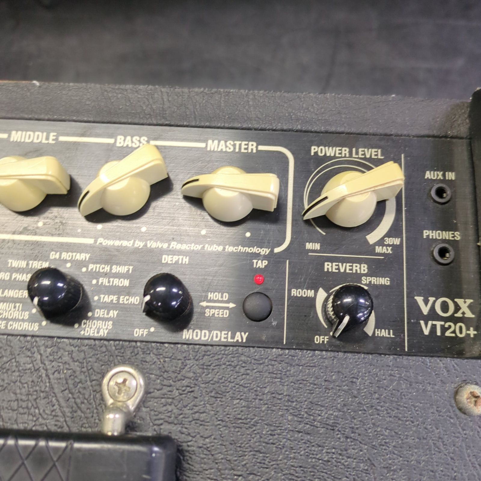 D45590】VOX VT20+ ギターアンプ 真空管搭載 電源コード付 - メルカリ