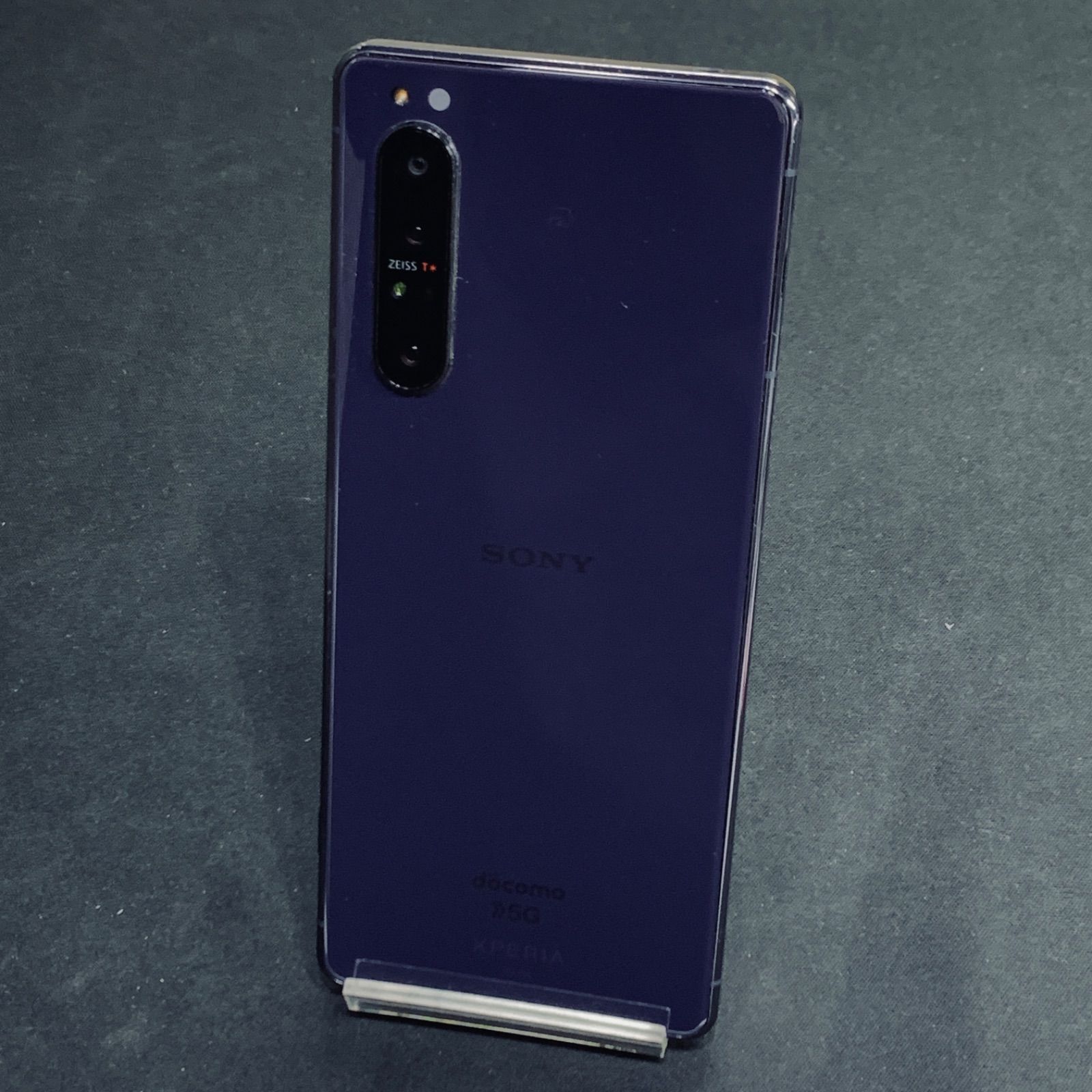 【中古品】Xperia 1 II SIMロック解除済 128GB SO-51A パープル