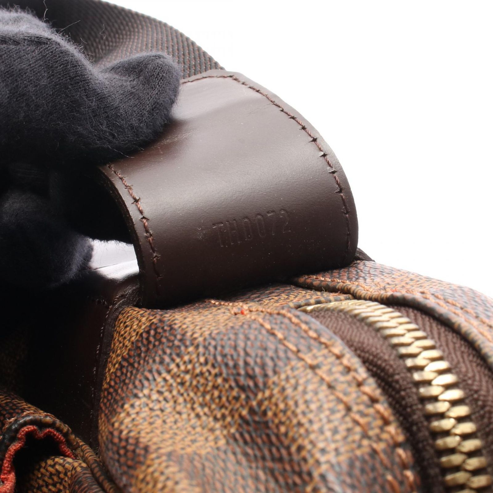 ルイ・ヴィトン LOUIS VUITTON ショルダーバッグ ナヴィグリオ
