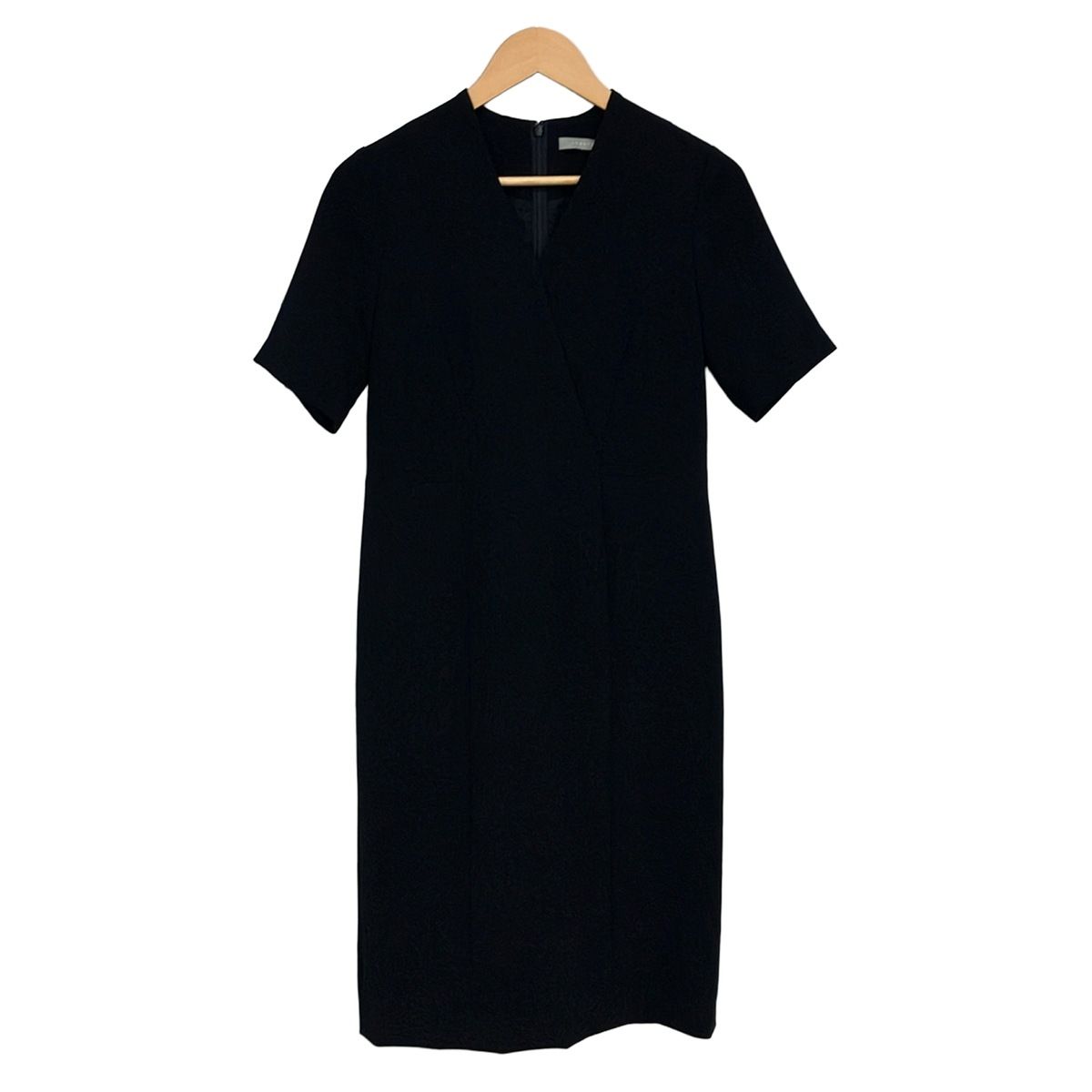 theory luxe(セオリーリュクス) ワンピース サイズ038 M レディース美品 - ダークネイビー Vネック/半袖/ロング