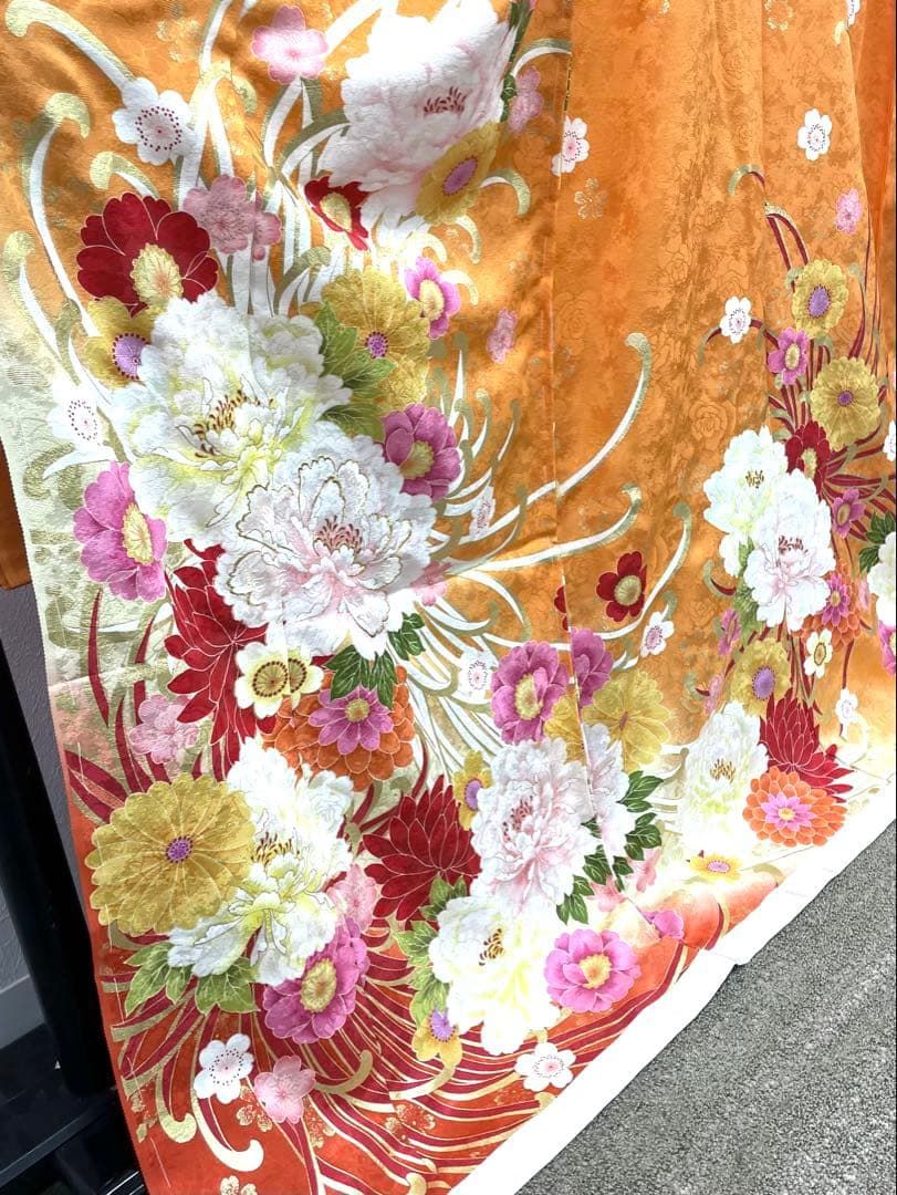 仮絵羽 振袖 刺繍 金彩 紋意匠 未仕立て品 正絹 八掛付き HFT004