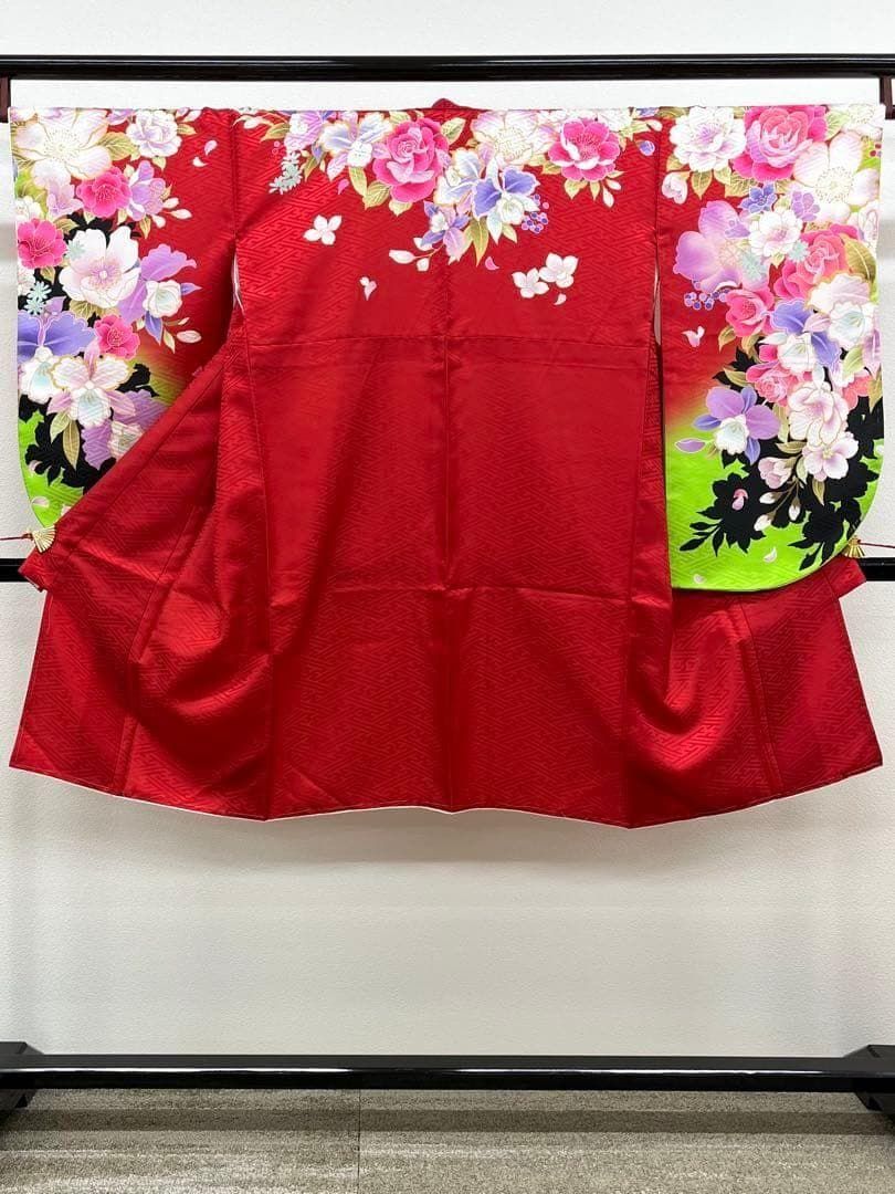 二尺袖 ポリエステル 薔薇 牡丹 紋意匠 躾糸付き MOP548 - メルカリ