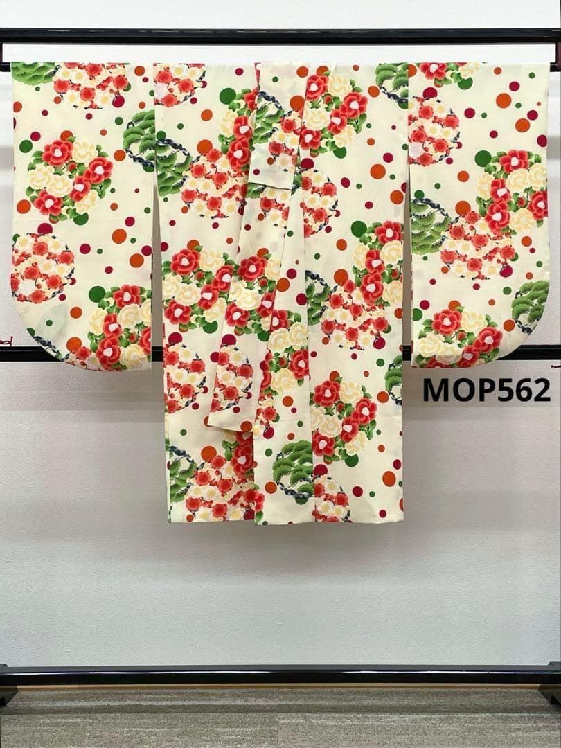 二尺袖 ポリエステル着物 金彩 梅 松 椿 袴用 MOP562