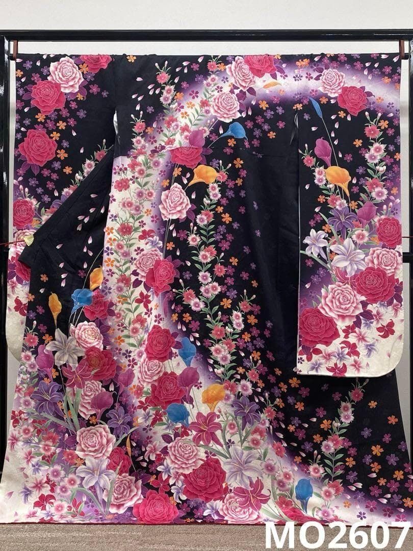 振袖 豪華 金通し 金彩 身丈166cm パールトーン加工済 MO2607