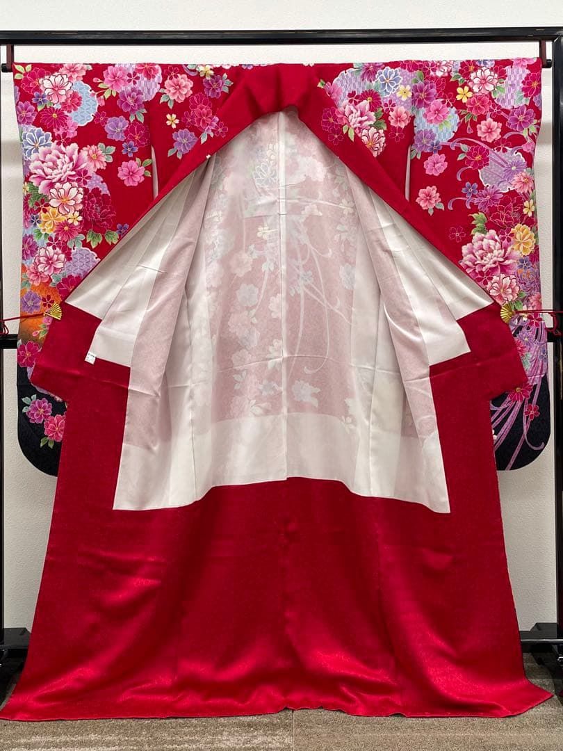 振袖 銀通し ラメ刺繍 金彩 紋意匠 身丈167cm 撥水加工済 MO3798 