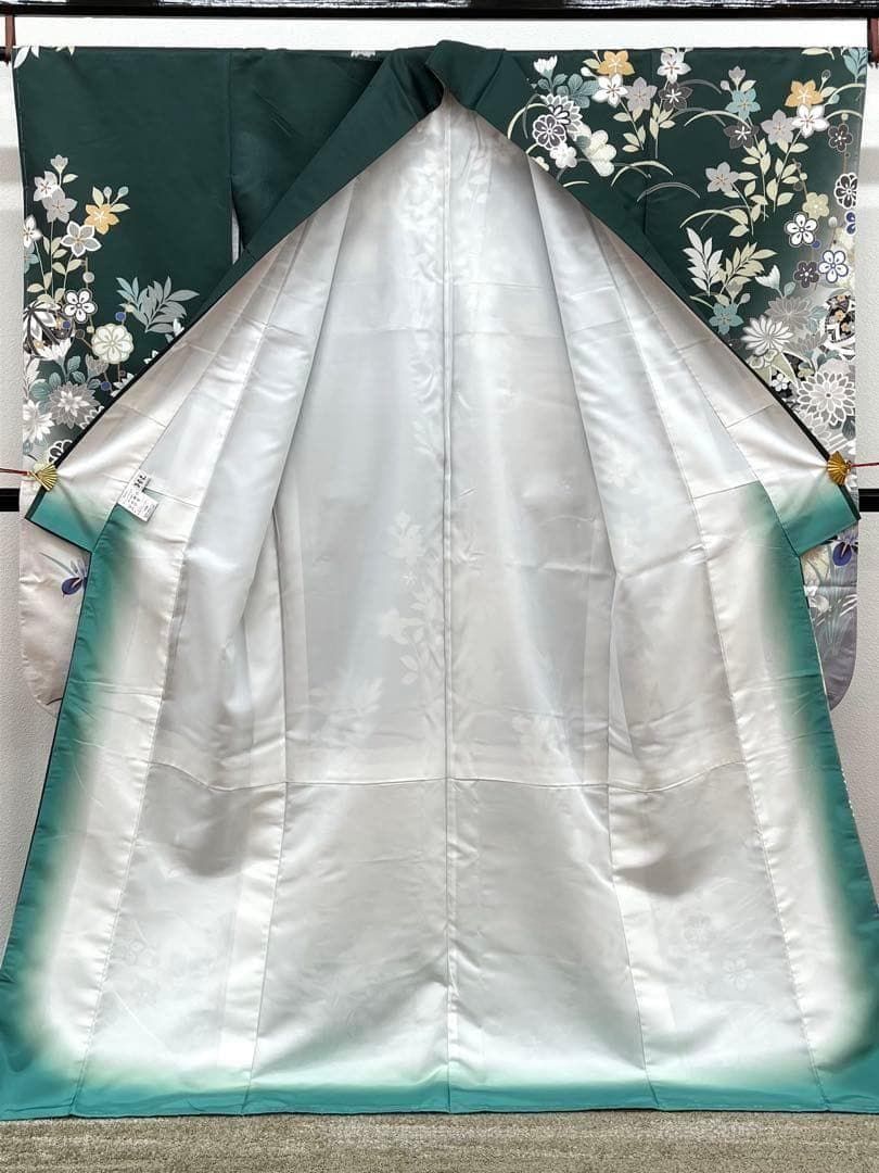 ポリエステル 振袖 菖蒲 鞠 紋意匠 ぼかし八掛 躾糸付き FU057 - メルカリ