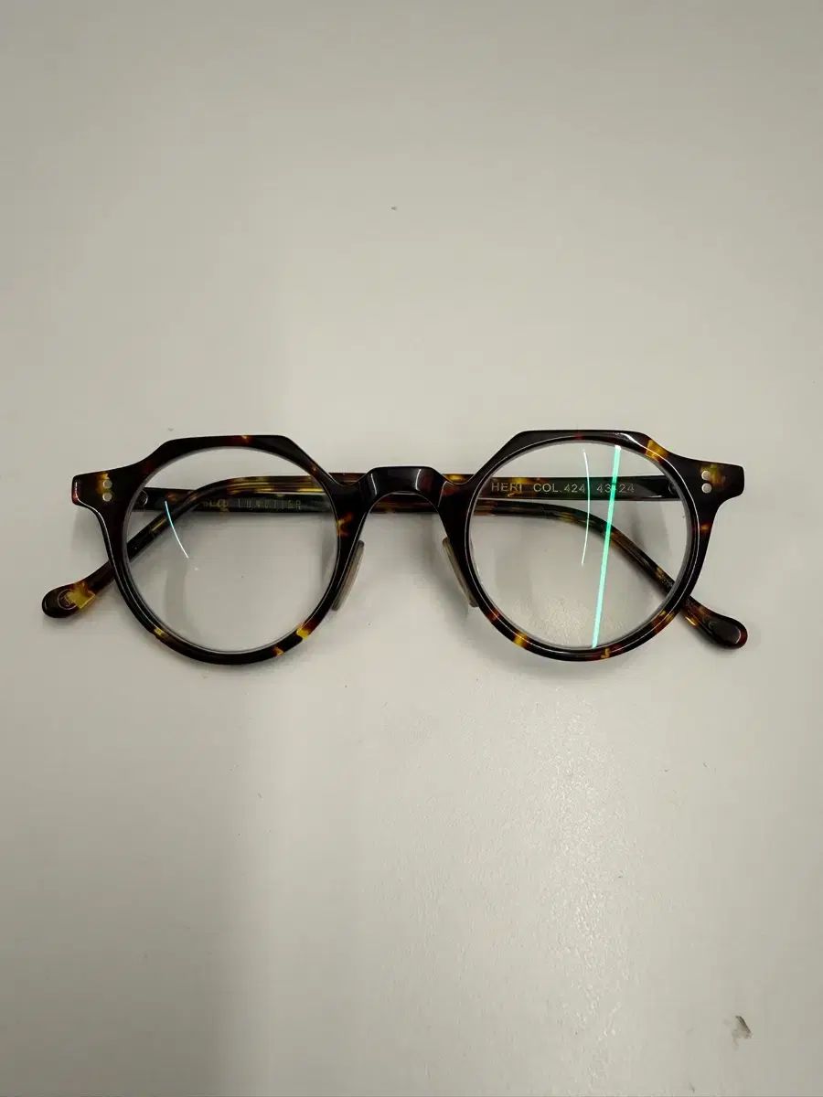 レスカ ヘリー レオパード ポップ 出品