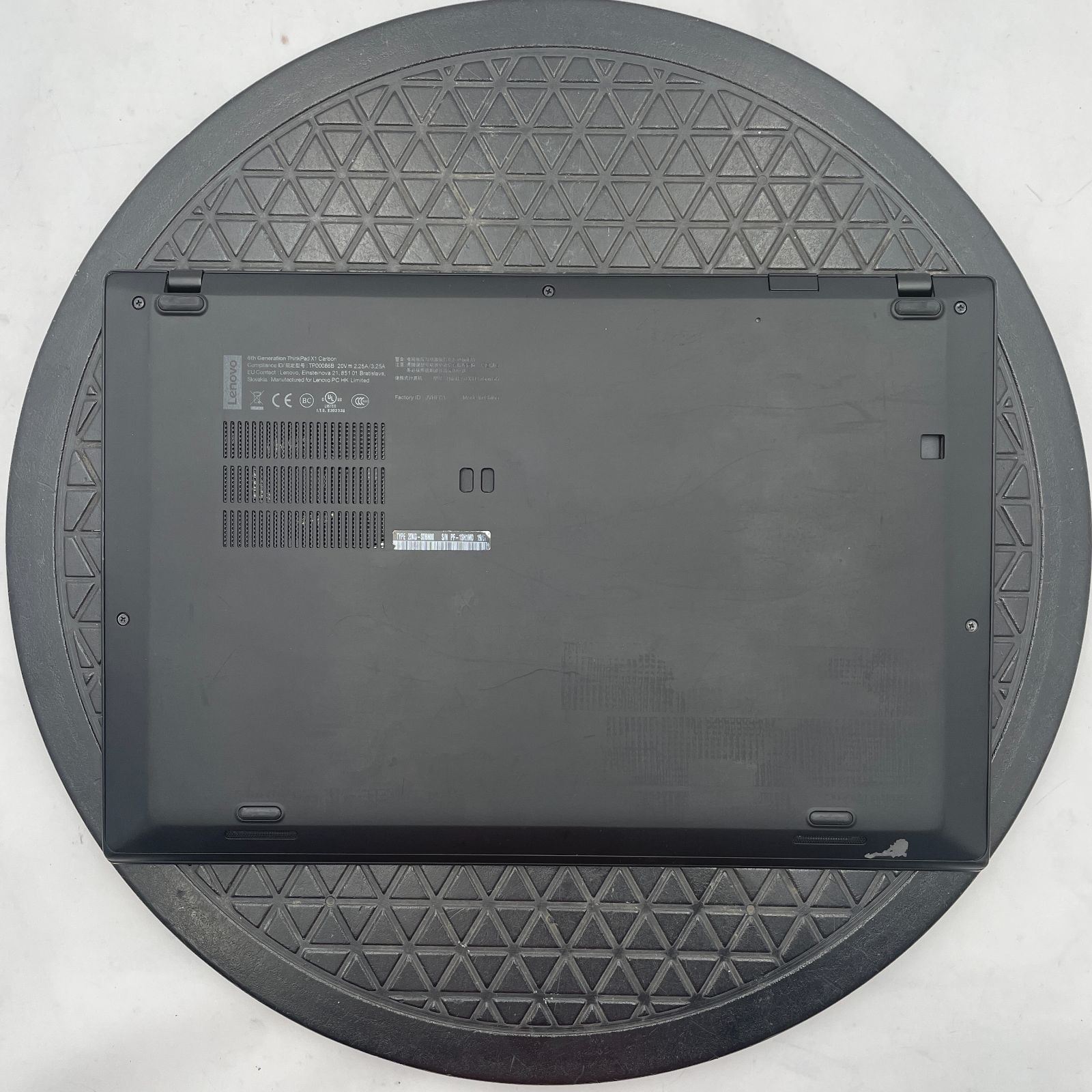Lenovo ThinkPad X1 Carbon 6th i5 ジャンク品 ジャンク☆ThinkPad X1 Carbon Gen 6 Core i5 SSD - メルカリ