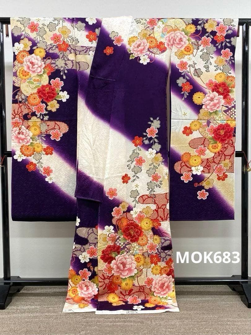メーカー品振袖 仮絵羽 紫野 刺繍 金彩 正絹 未仕立て品 八掛付 MOK683