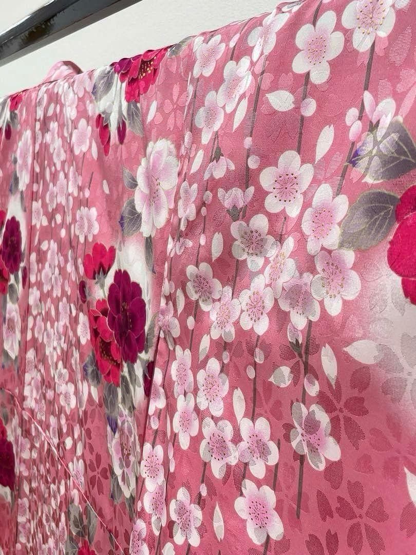 2尺袖 ポリエステル着物 紋意匠 桜 袴向き 二尺袖 ポリエステル着物 金彩 紋意匠 桜 袴向き MOP530 - メルカリ
