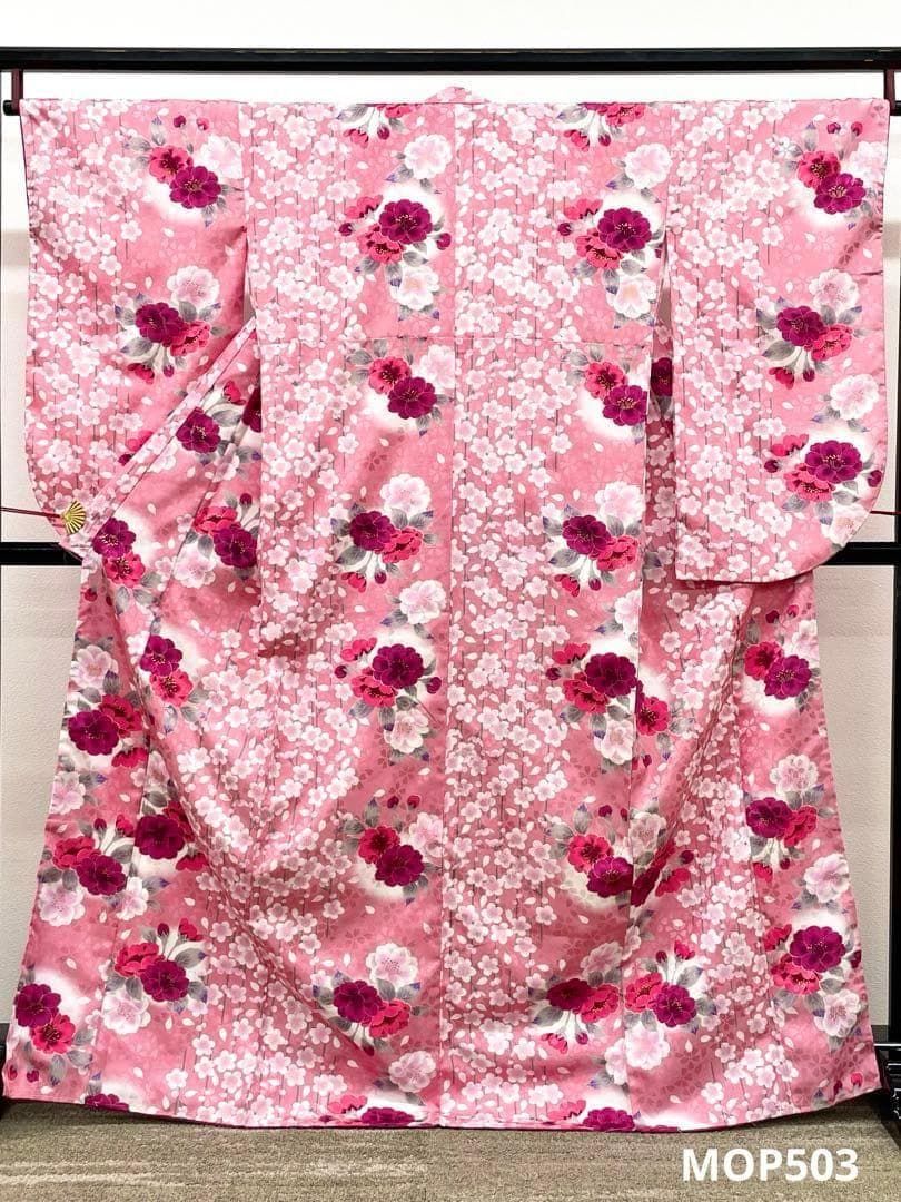 2尺袖 ポリエステル着物 紋意匠 桜 袴向き 二尺袖 ポリエステル着物 金彩 紋意匠 桜 袴向き MOP530 - メルカリ