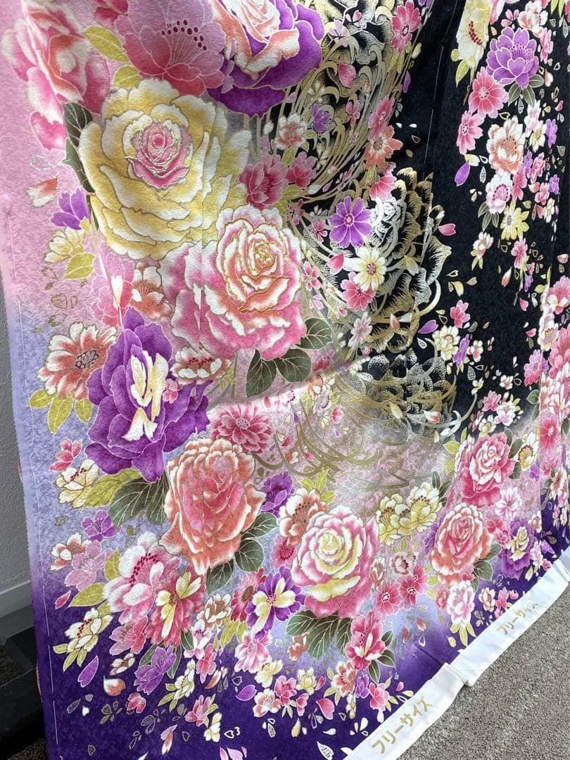 振袖 仮絵羽 京友禅 銀通し 刺繍 金彩 洋花 薔薇 正絹 未仕立て品 八掛付き 振袖 仮絵羽 銀通し 刺繍 金彩 薔薇 大輪 未仕立て品 八掛付き MOK483