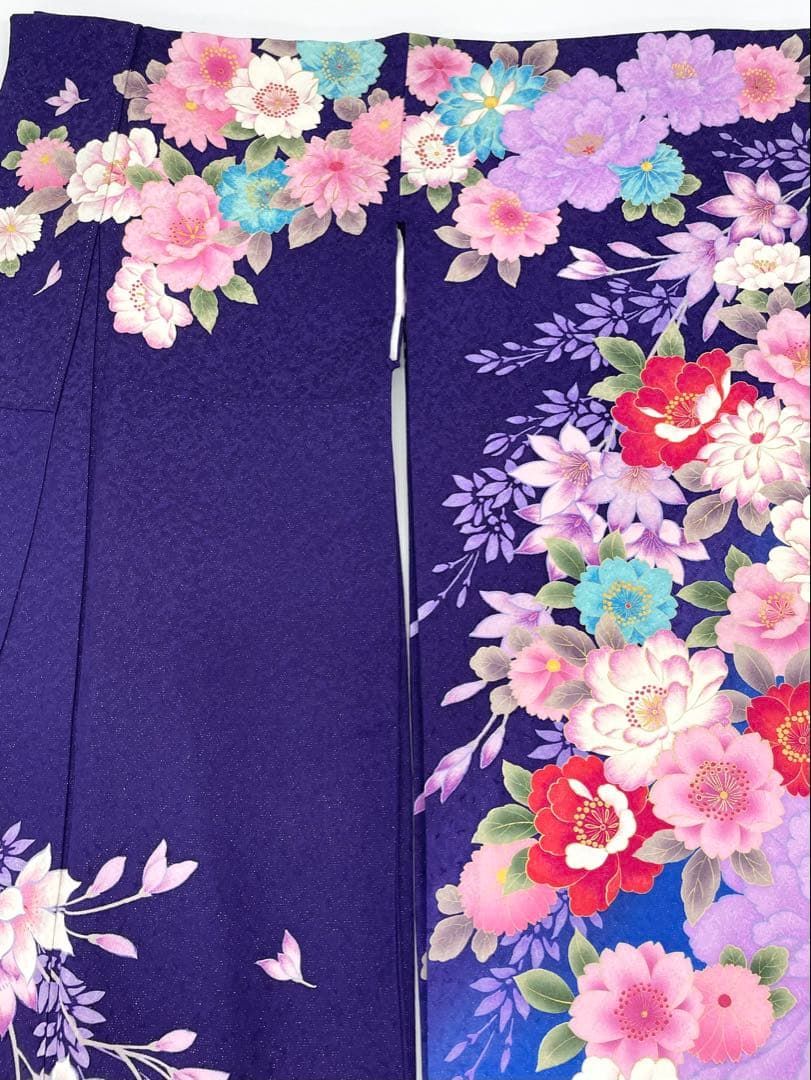 振袖 銀通し ラメ刺繍 金彩 紋意匠 身丈171cm MO3784 - メルカリ