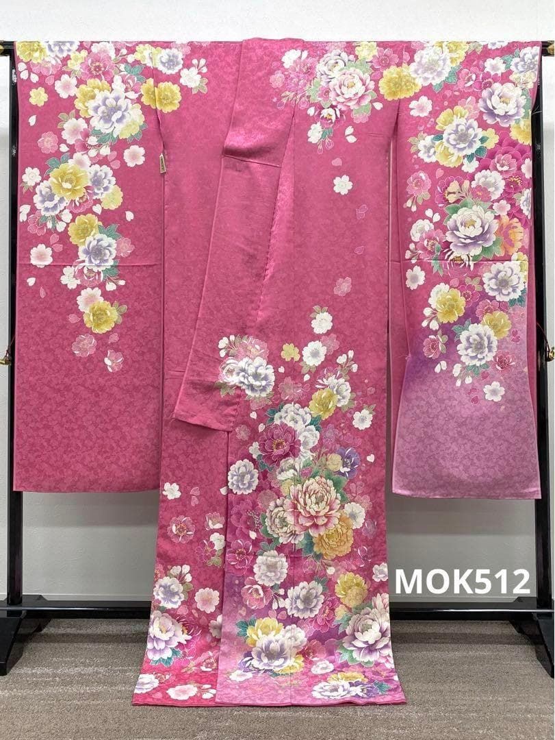 振袖 仮絵羽 吉澤の友禅 金通し 金駒 牡丹 未仕立て品 八掛付き MOK512