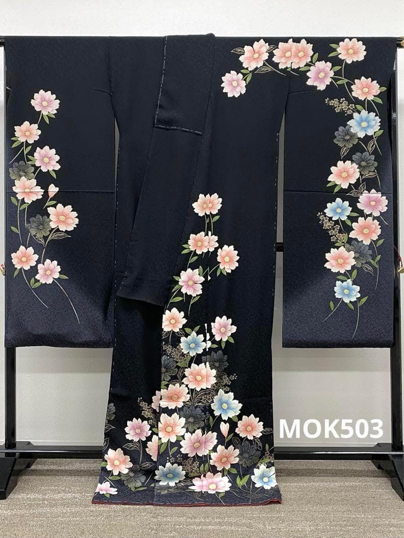 振袖 仮絵羽 金彩 紋意匠 正絹 未仕立て品 八掛付き MOK503