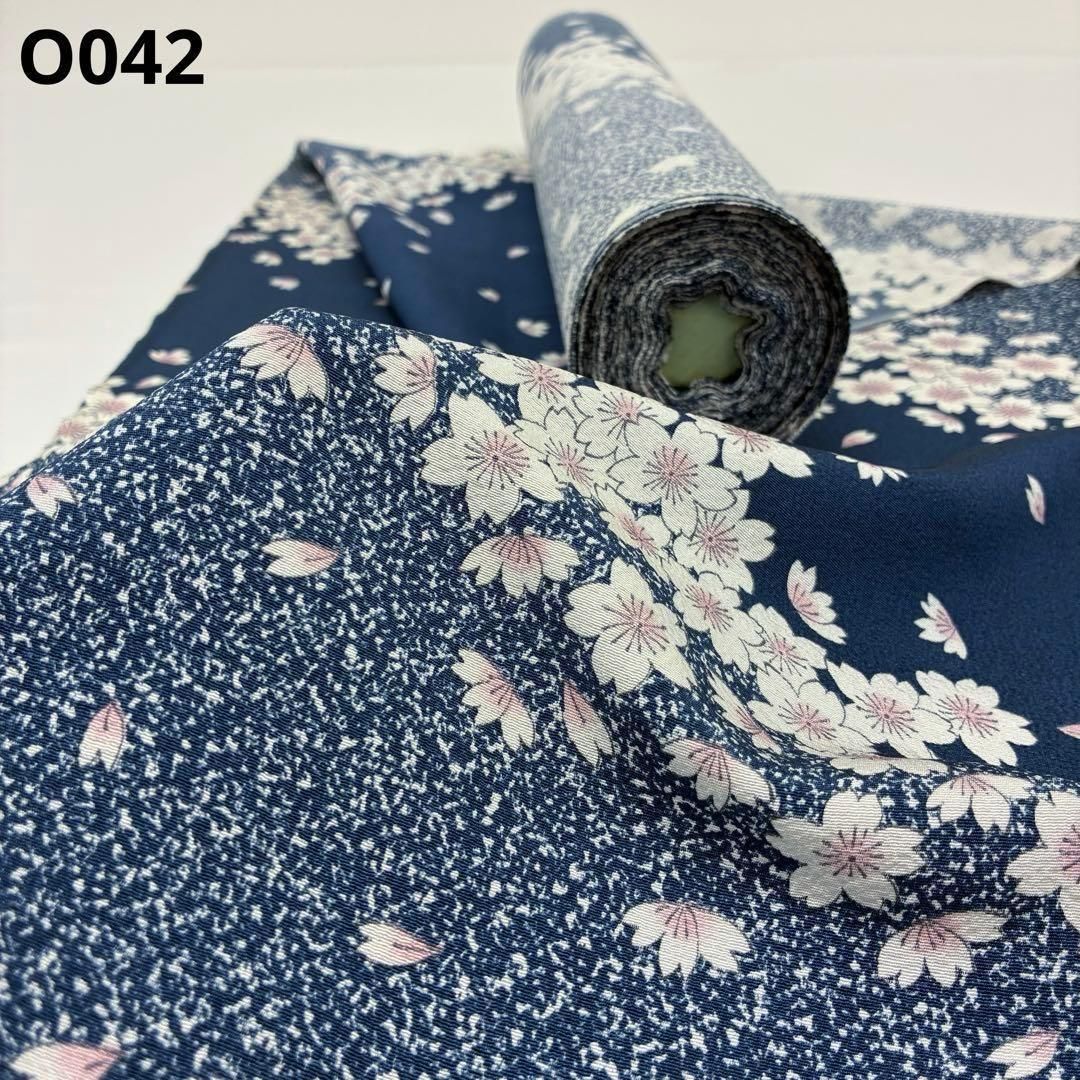 小紋 桜 ちりめん 全体柄 反物 正絹 O042
