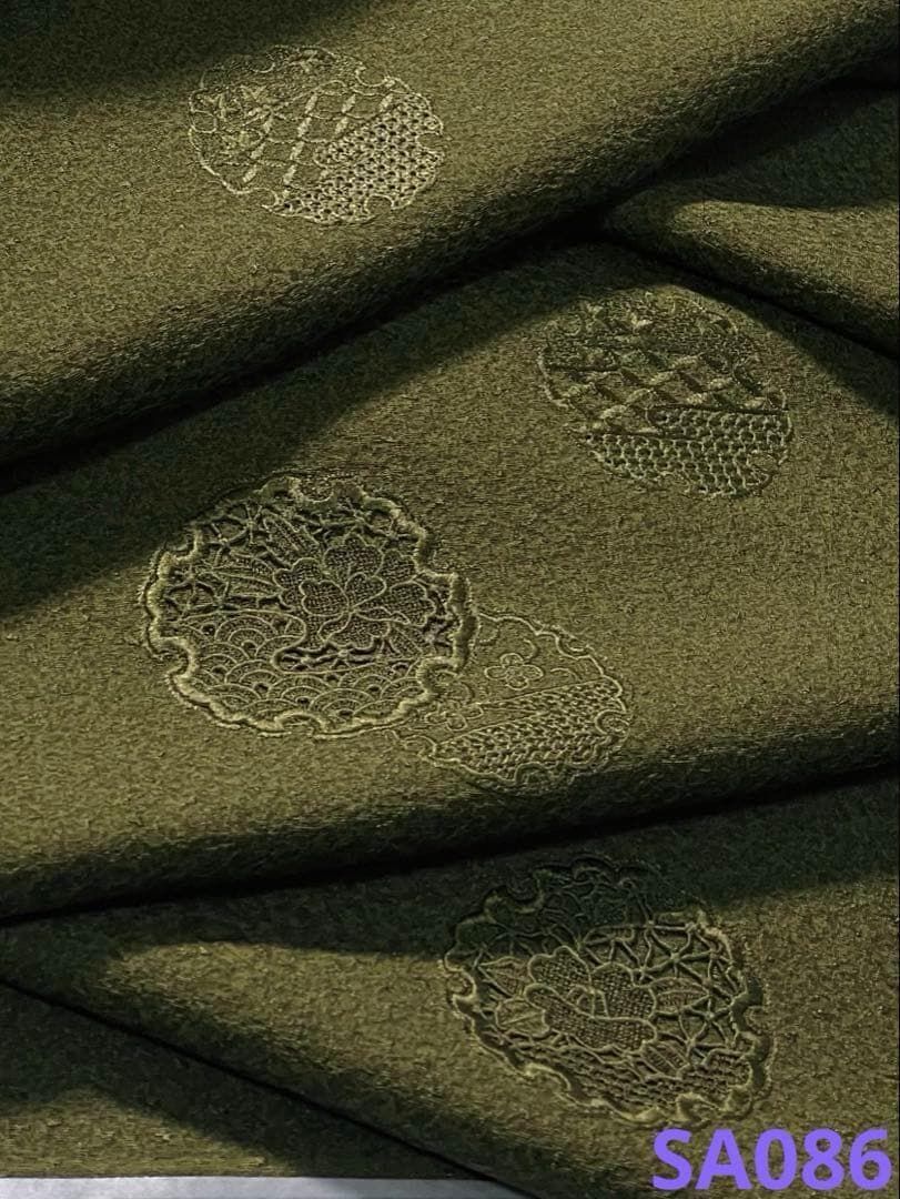 刺繍 付け下げ 反物 草木染 雪輪文様 紋意匠 正絹 八掛付き SA086