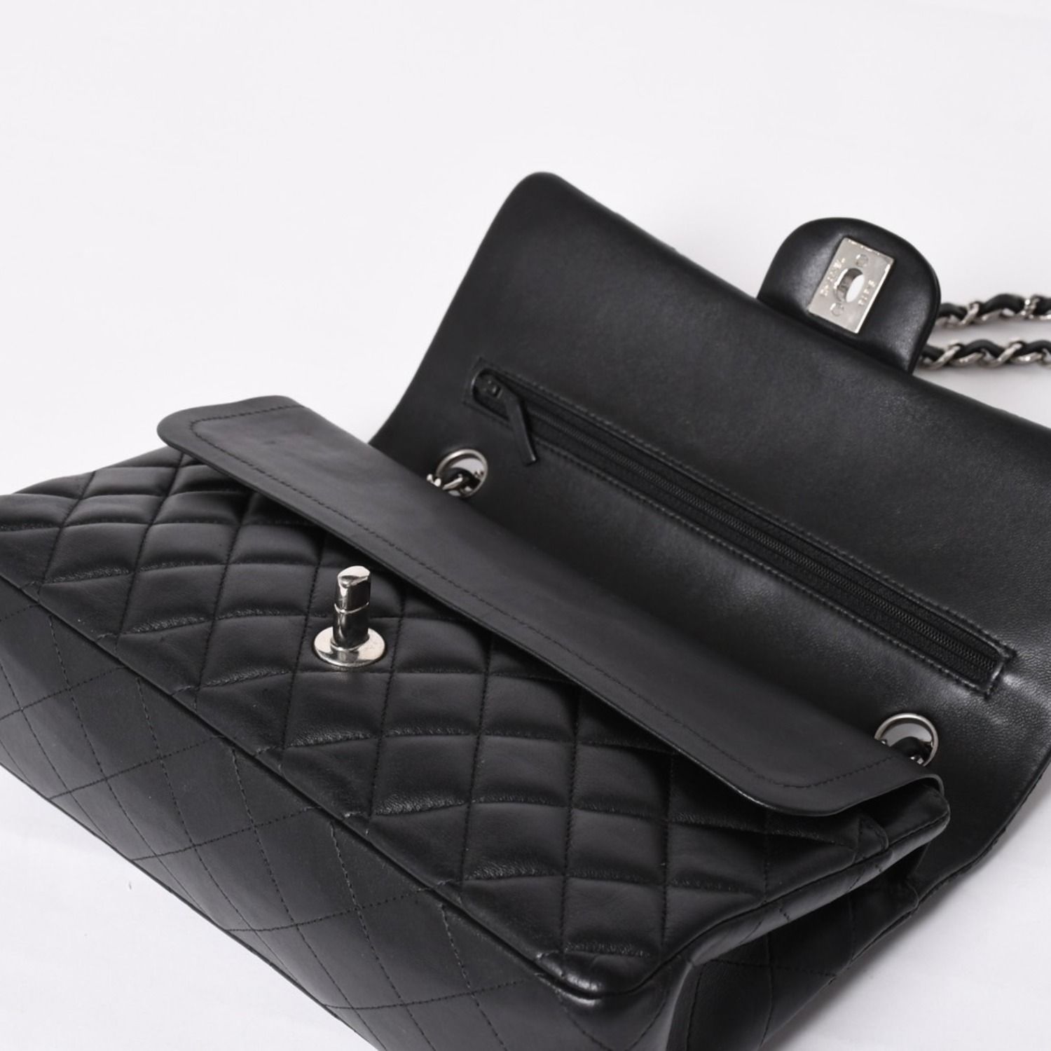 CHANEL シャネル マトラッセ25 Wフラップ Wチェーンショルダーバッグ