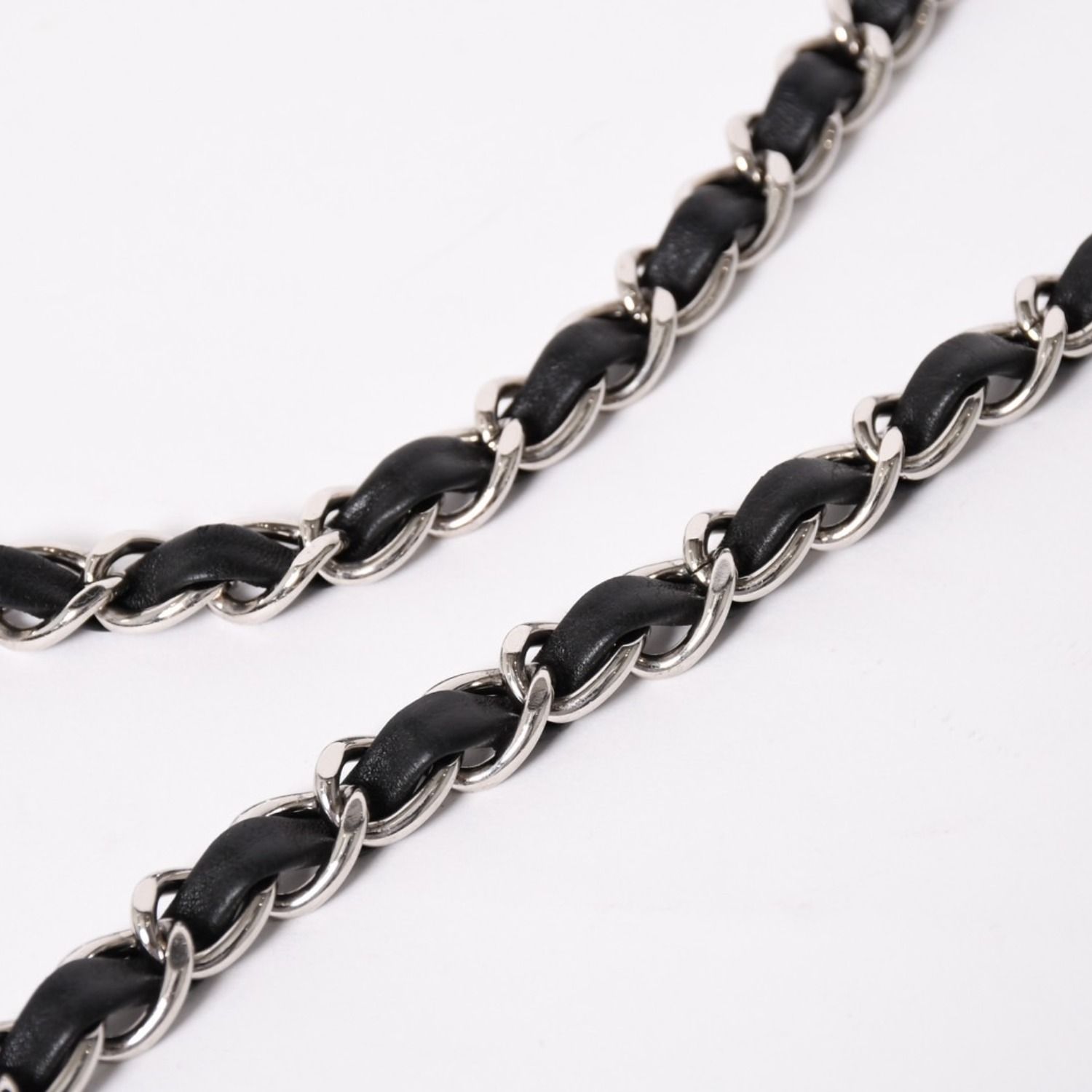 CHANEL シャネル マトラッセ25 Wフラップ Wチェーンショルダーバッグ