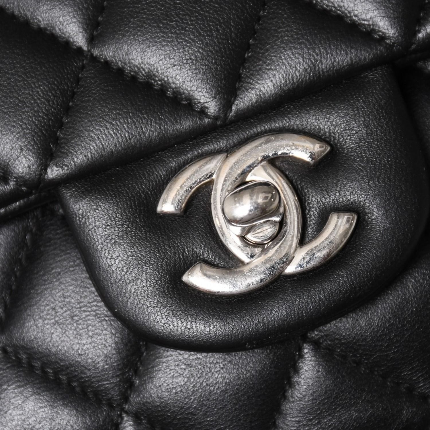CHANEL シャネル マトラッセ25 Wフラップ Wチェーンショルダーバッグ 
