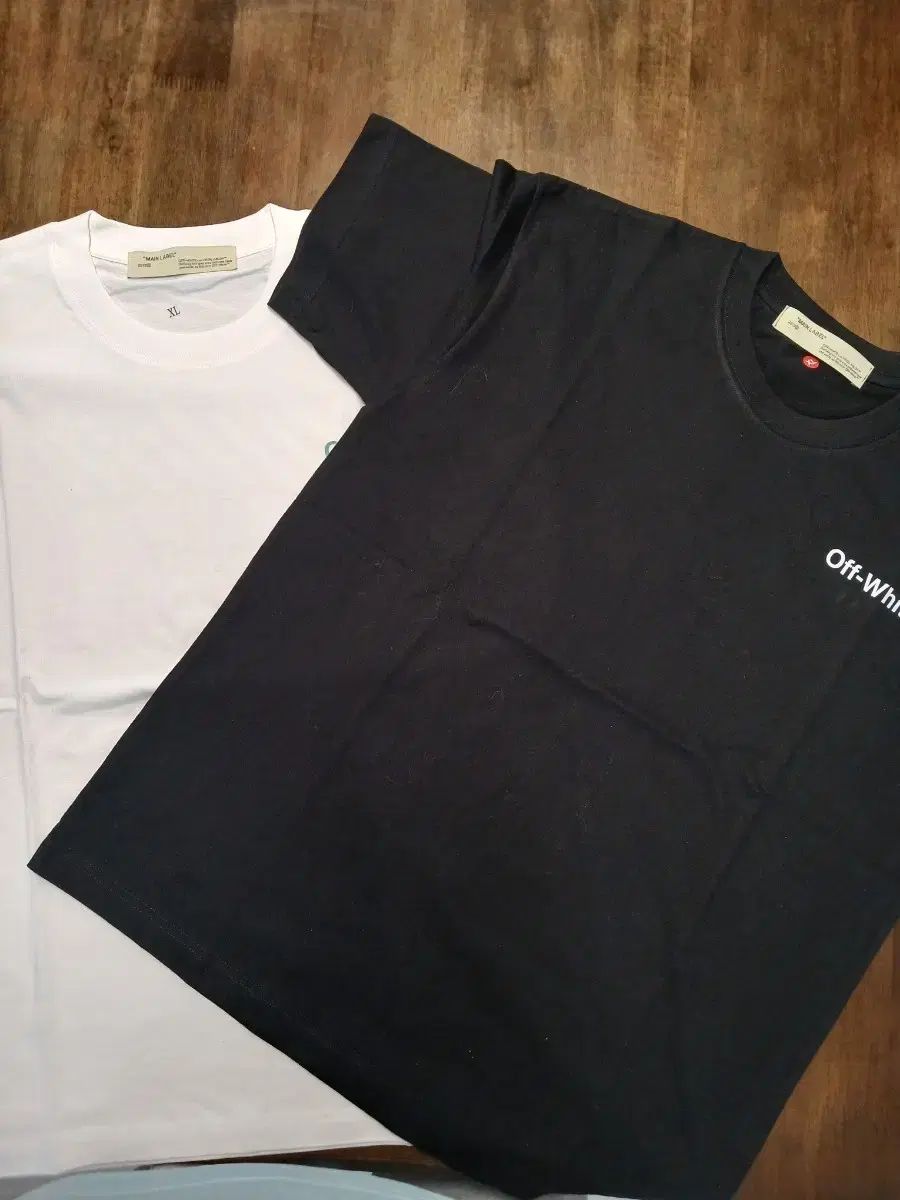 オフホワイト 半袖Tシャツ 白 XL