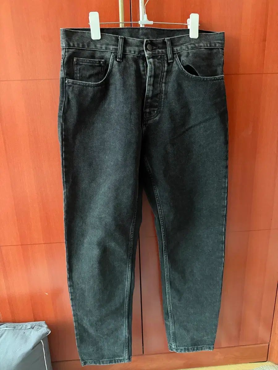 カーハート newel pant