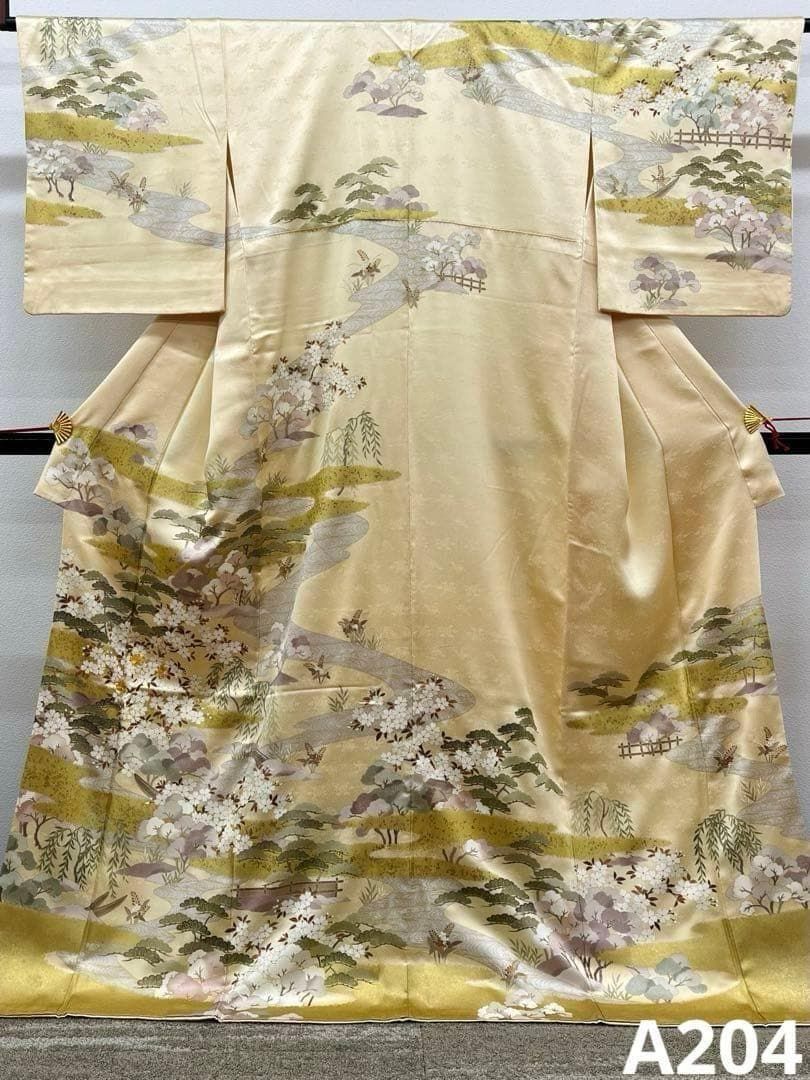 訪問着 金駒 金彩 松 桜 紋意匠 正絹 A204