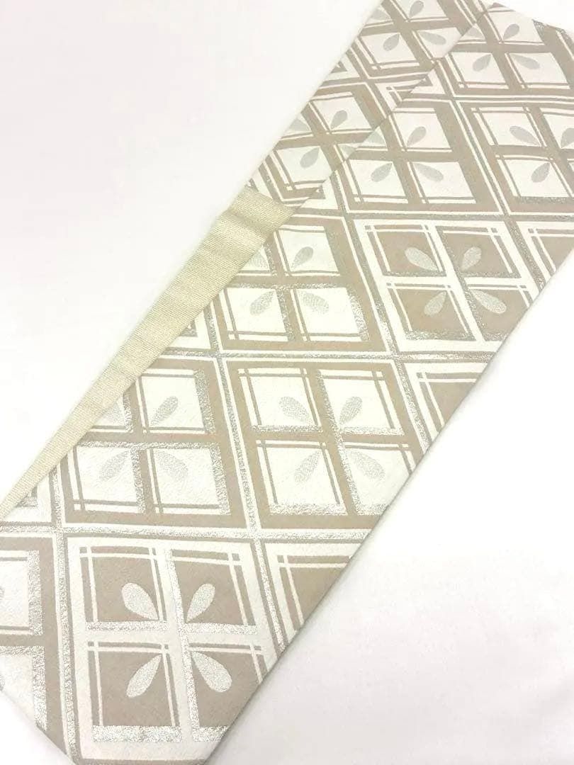 袋帯 銀糸 くすみカラー 正絹 パールトーン加工 六通 D573 - メルカリ