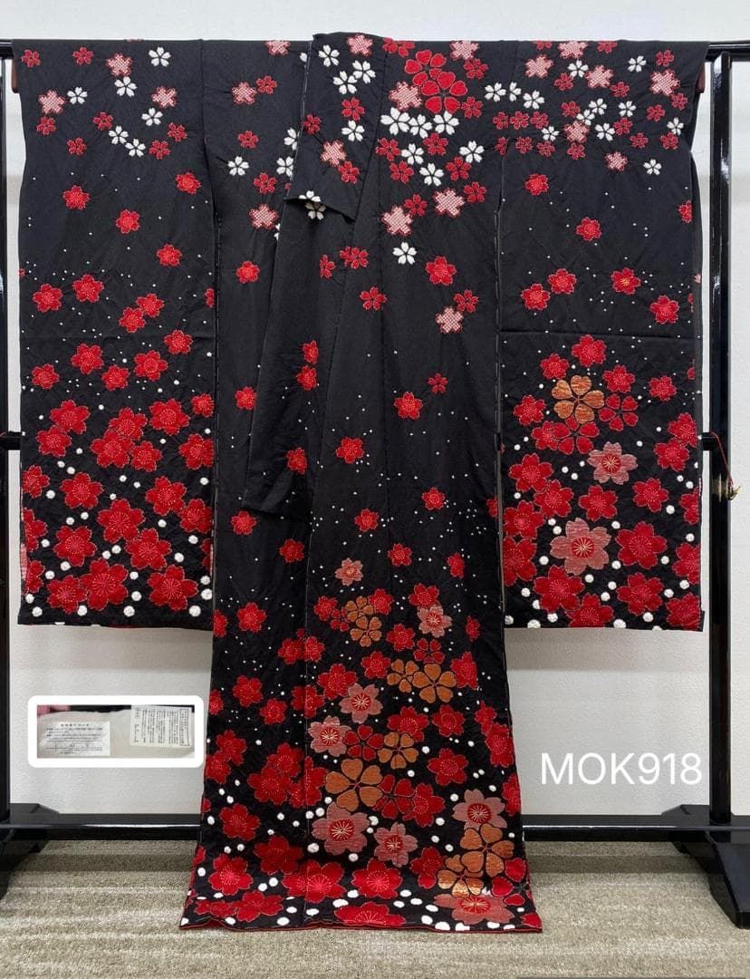 振袖 仮絵羽 滝泰 絞り 刺繍 金彩 正絹 未仕立て品 八掛付き MOK918