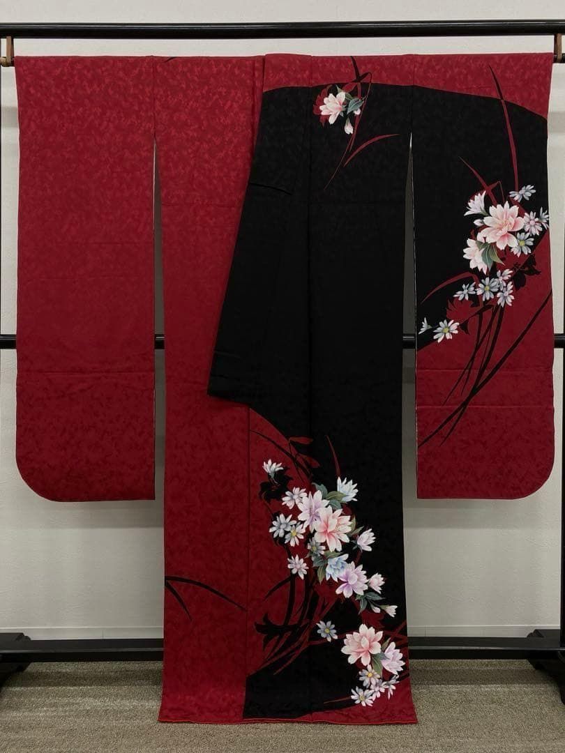振袖 金彩 銀彩 紋意匠 身丈166cm MO3598 - メルカリ