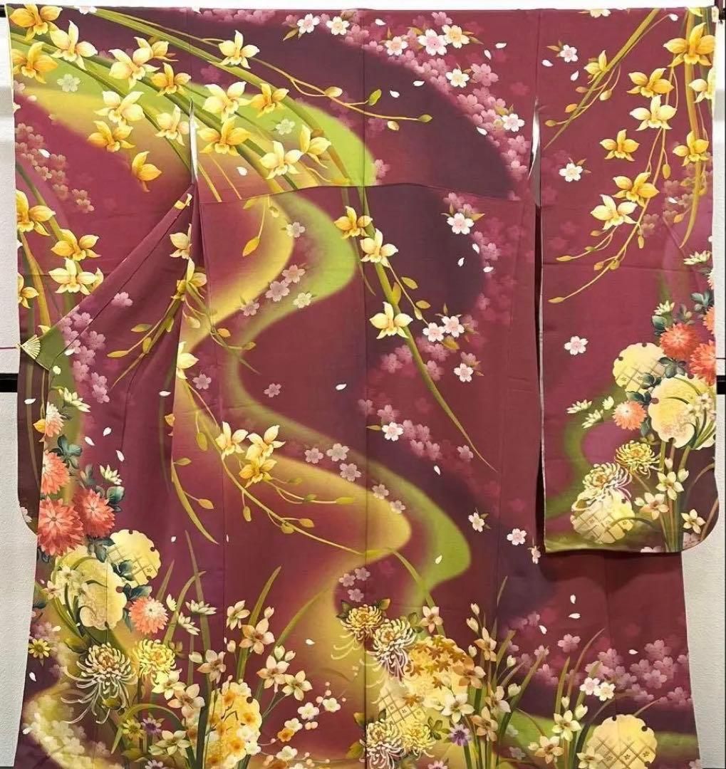 振袖 四季の花々 個性的 ちりめん 撥水加工済 小柄向き MO3746