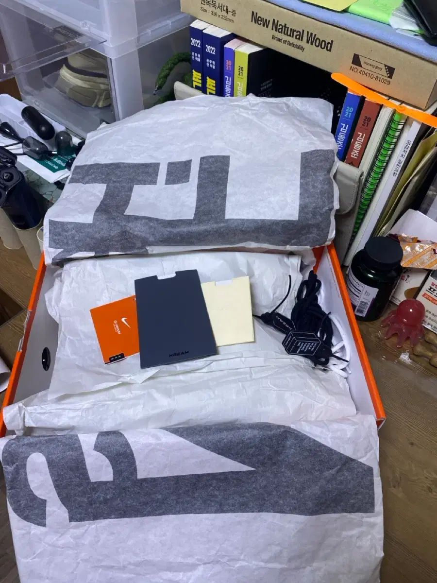 (260) NIKE SACAI ヴェイパーワッフル 白 アンド 黒