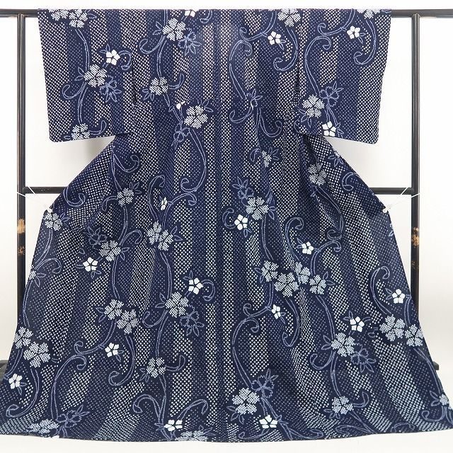 新品・浴衣】有松鳴海絞り 綿 夏着物 仕付け糸付 tomihisa“藍鉄に涼を