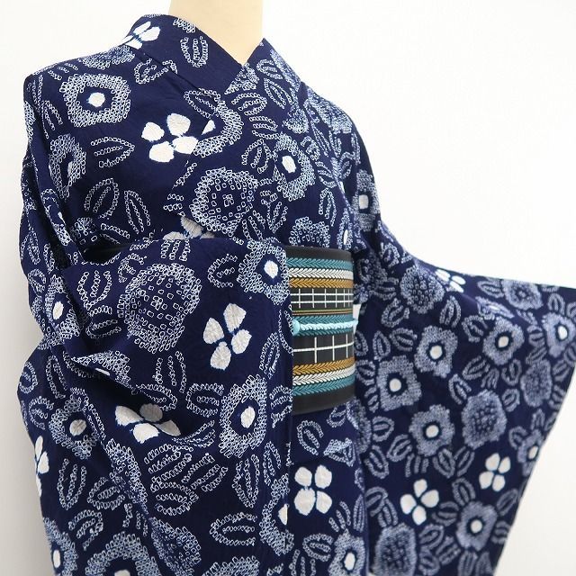 新品・浴衣】有松鳴海絞り 綿 夏着物 仕付け糸付 tomihisa“夏宵に咲く